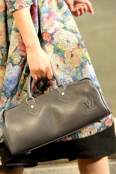 Look 77